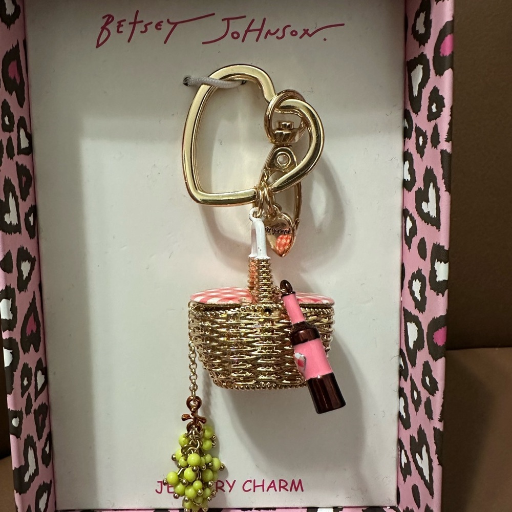 Authentic Betsey Johnson Picnic Basket Gold and Pink Picnic Keychain Charm